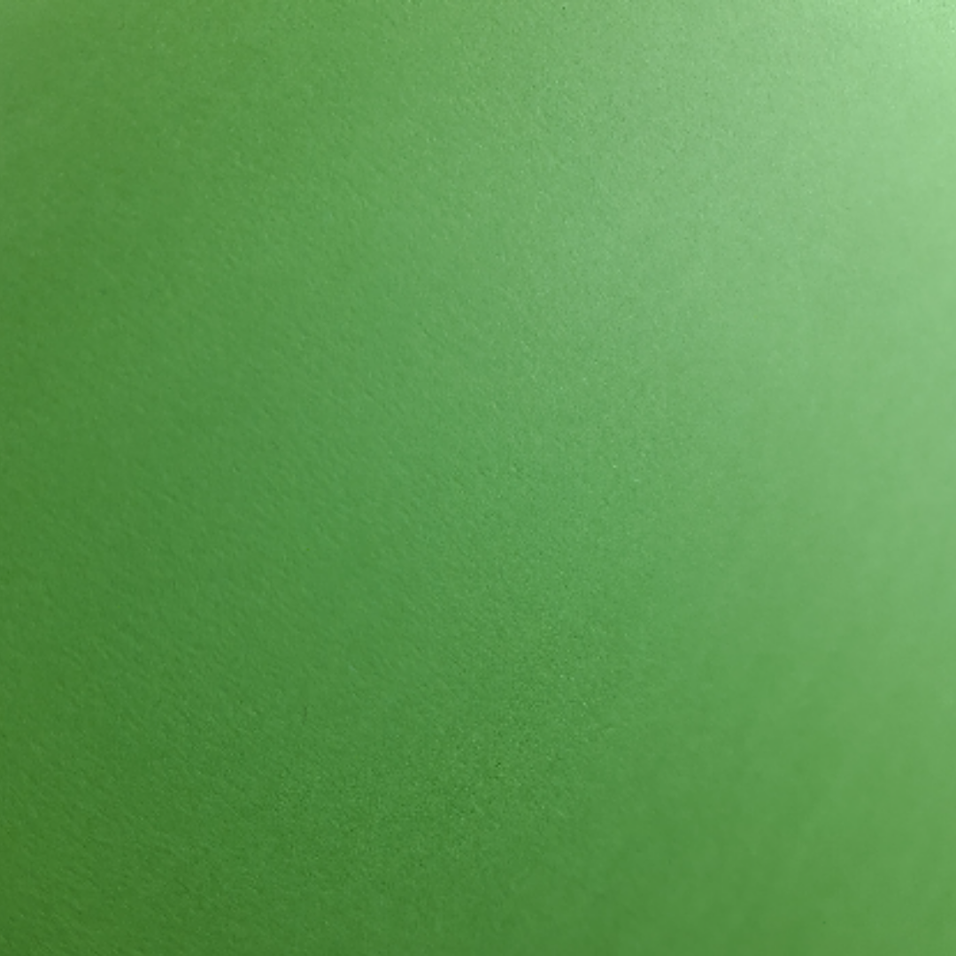 Papel-verde-fluor-185-gms-50-x-60-cmPracticing-2-1.png